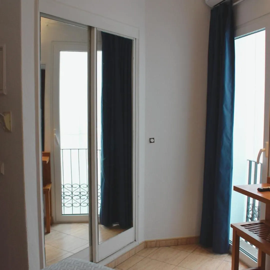 Vegas Residence - Adults Only Albufeira 2*,
